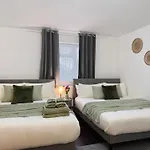 Family Retreat Studio 30Min To Central London