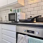 Family Retreat Studio 30Min To Central London