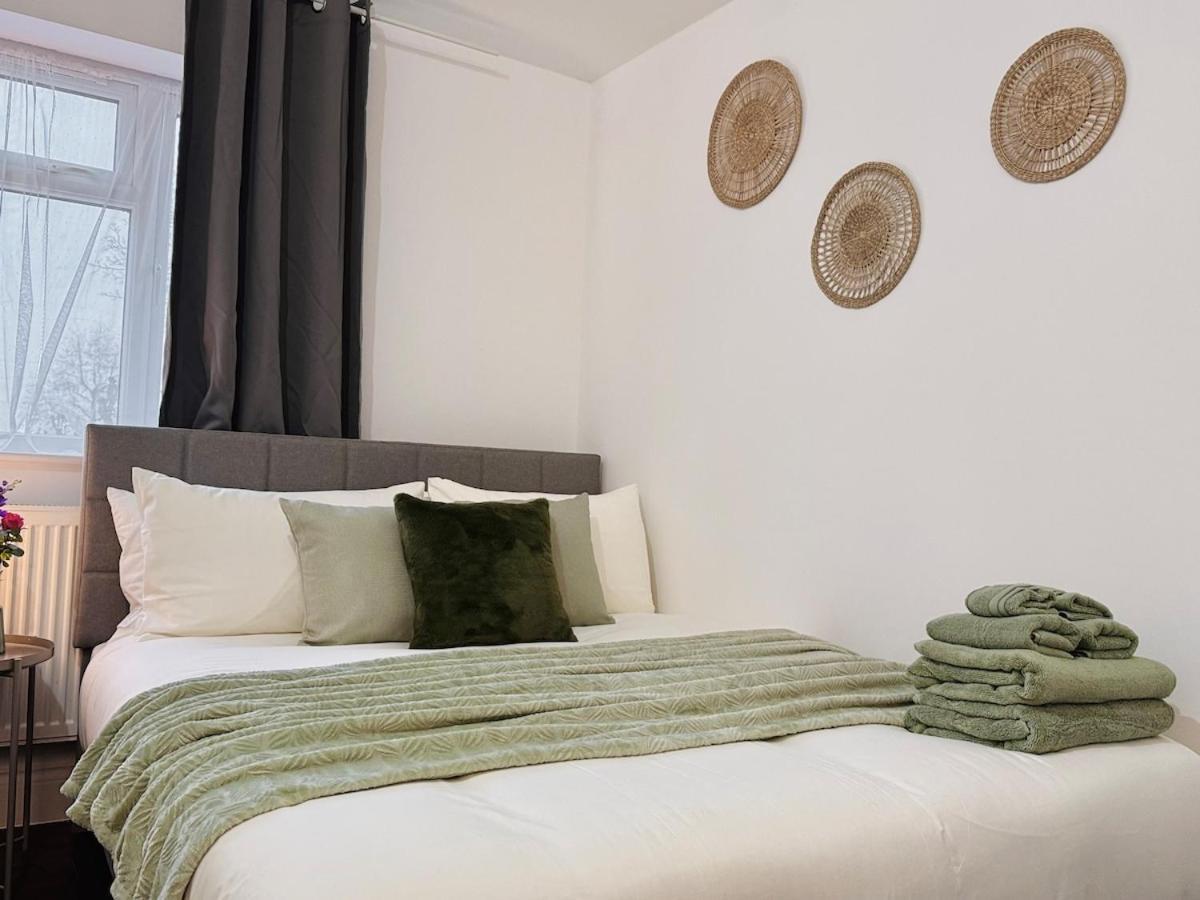 Apartament Family Retreat 30min To Londra